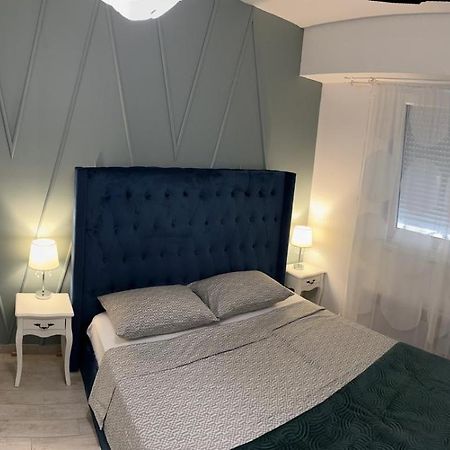 Apartment Flowers, Free Garage Parking Ζαντάρ Εξωτερικό φωτογραφία