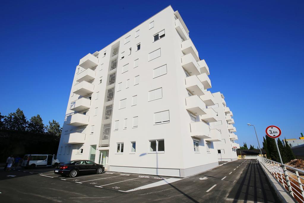 Apartment Flowers, Free Garage Parking Ζαντάρ Δωμάτιο φωτογραφία