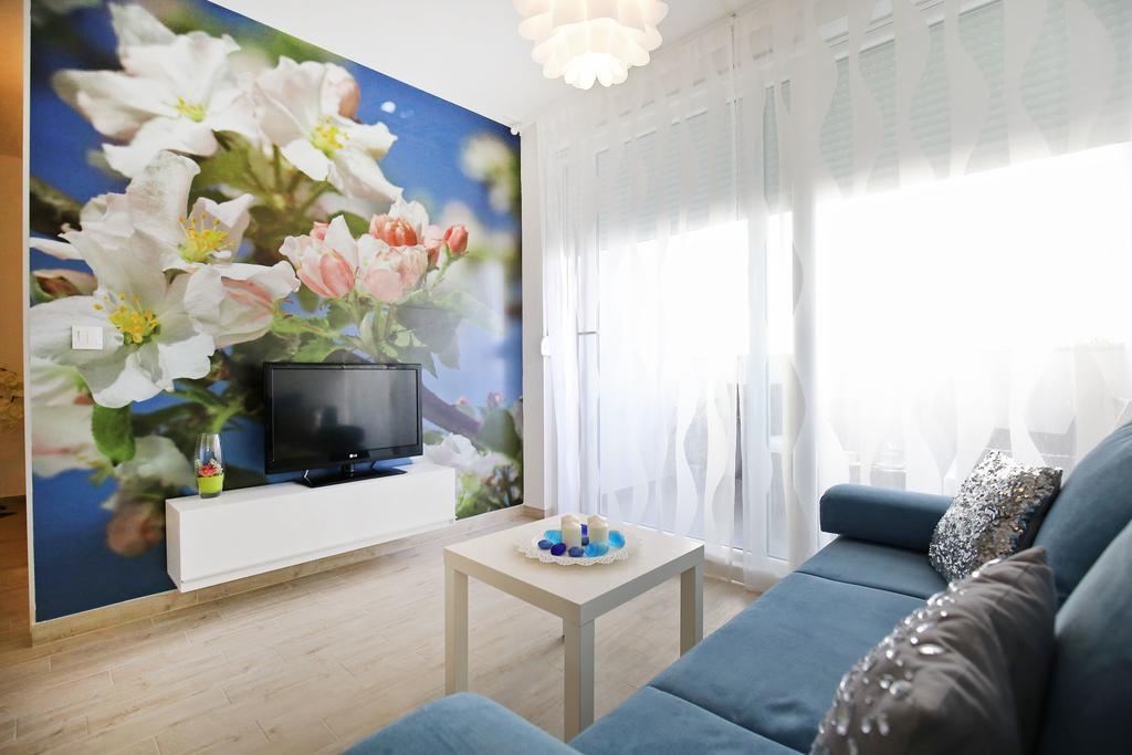 Apartment Flowers, Free Garage Parking Ζαντάρ Δωμάτιο φωτογραφία