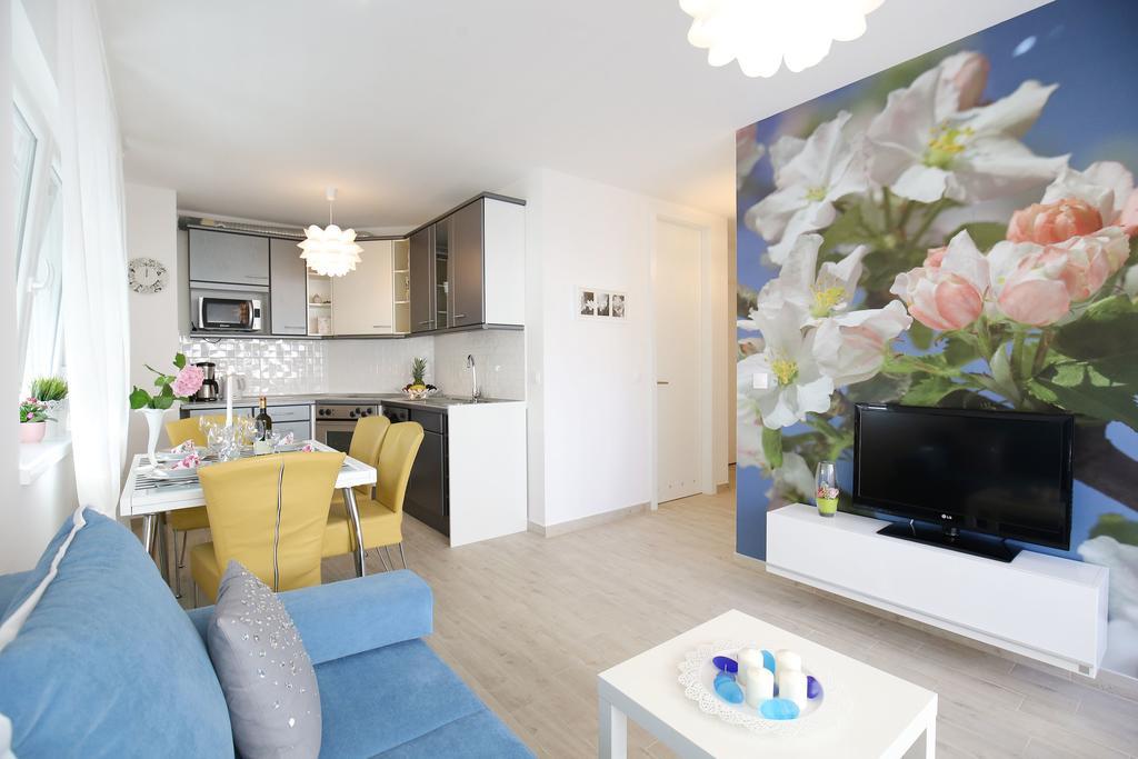Apartment Flowers, Free Garage Parking Ζαντάρ Δωμάτιο φωτογραφία